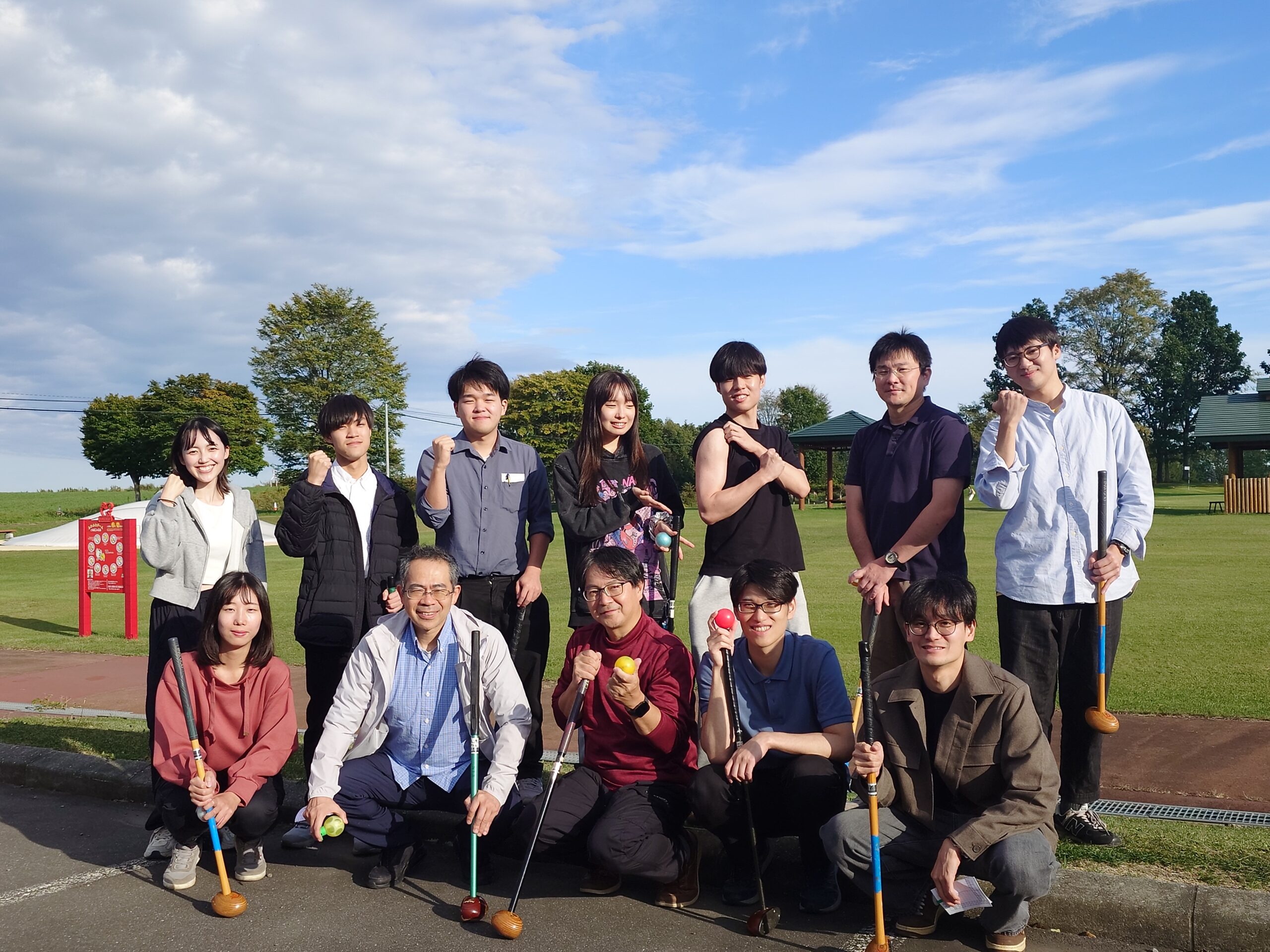 パークゴルフ場での集合写真